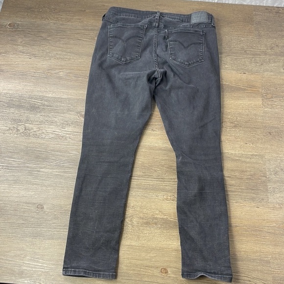 Levi’s Women’s Black 711 Mid Rise Skinny Jeans, size 32 - Picture 10 of 11